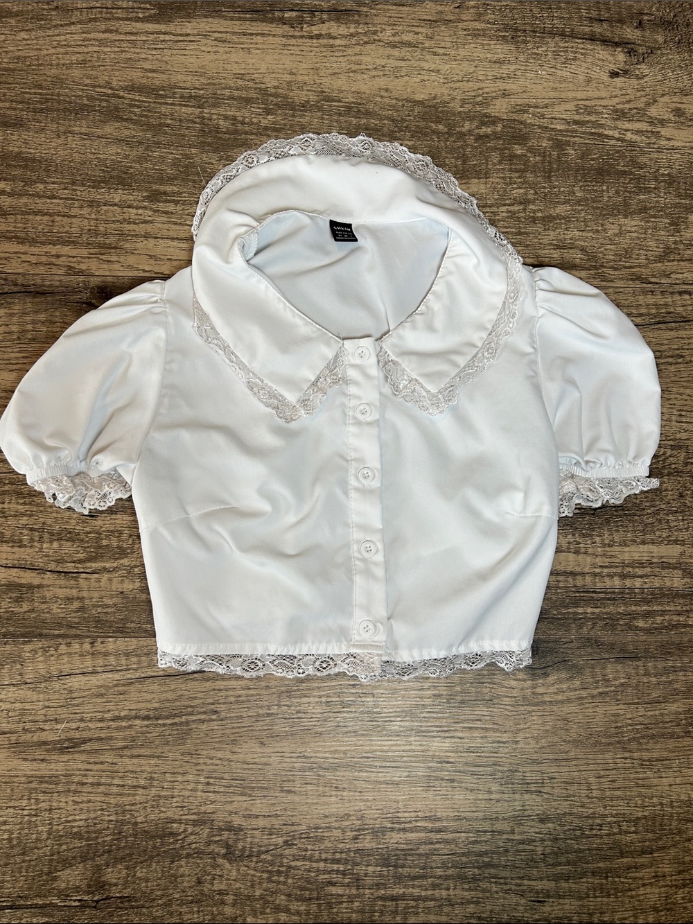 SHEIN White Lace Trim Cropped Button-Up Blouse